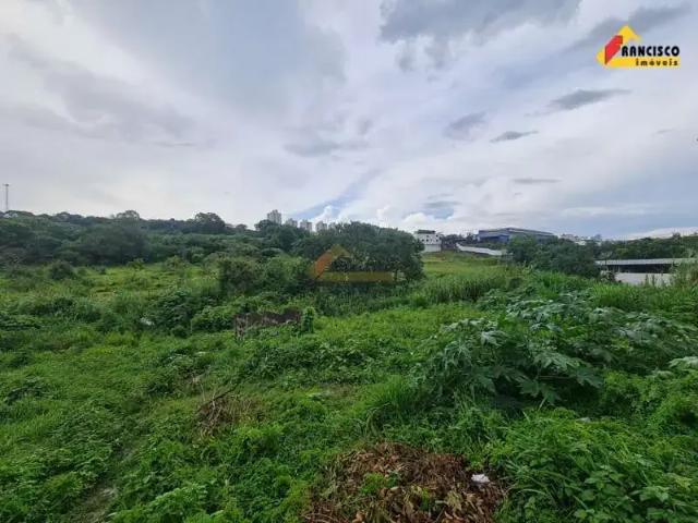 Terreno / Lote para Venda em Divinópolis/MG São José