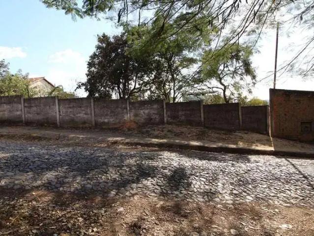 Terreno / Lote para Venda em Divinópolis/MG São Luís