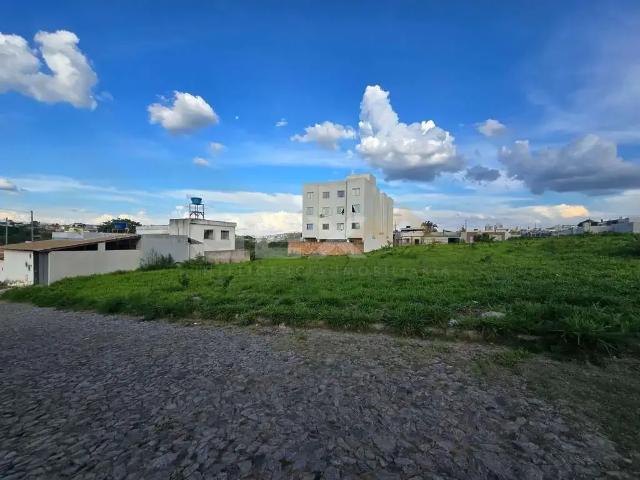 Terreno / Lote para Venda em Divinópolis/MG São Roque