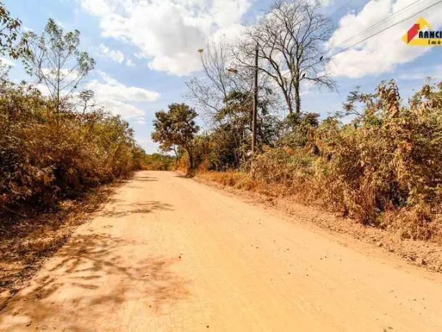 Terreno / Lote para Venda em Divinópolis/MG Santo André