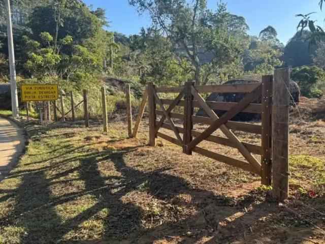 Terreno / Lote para Venda em Domingos Martins/ES Aracê