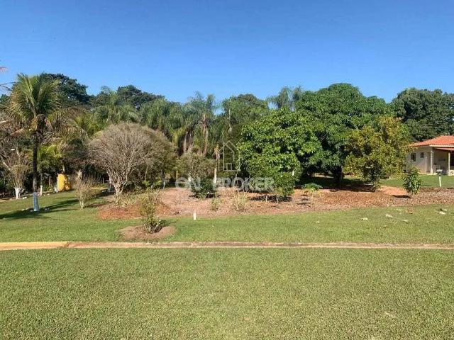 Terreno / Lote para Venda em Dois Córregos/SP Centro