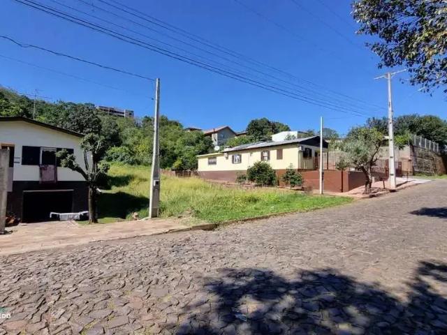 Terreno / Lote para Venda em Dois Irmãos/RS Floresta