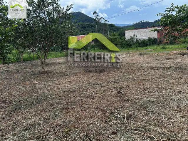 Terreno / Lote para Venda em Duque de Caxias/RJ Xerém