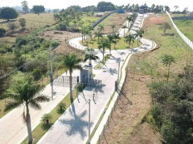 Terreno / Lote para Venda em Elias Fausto/SP Centro