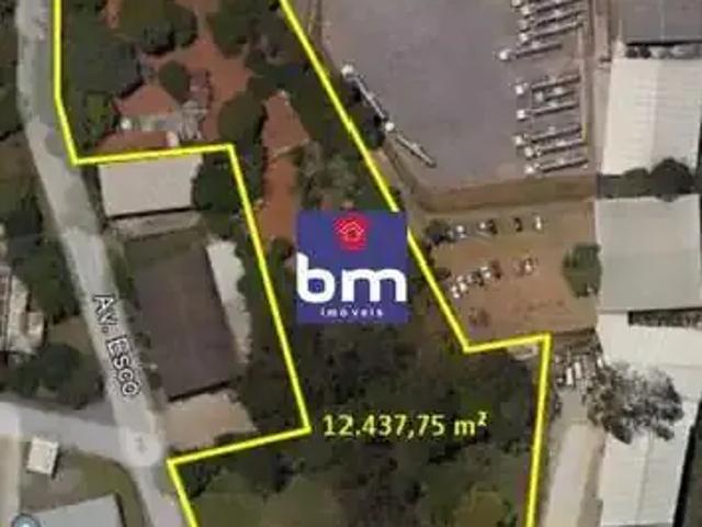 Terreno / Lote para Venda em Embu das Artes/SP Gramado
