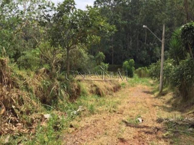 Terreno / Lote para Venda em Embu das Artes/SP Invernada
