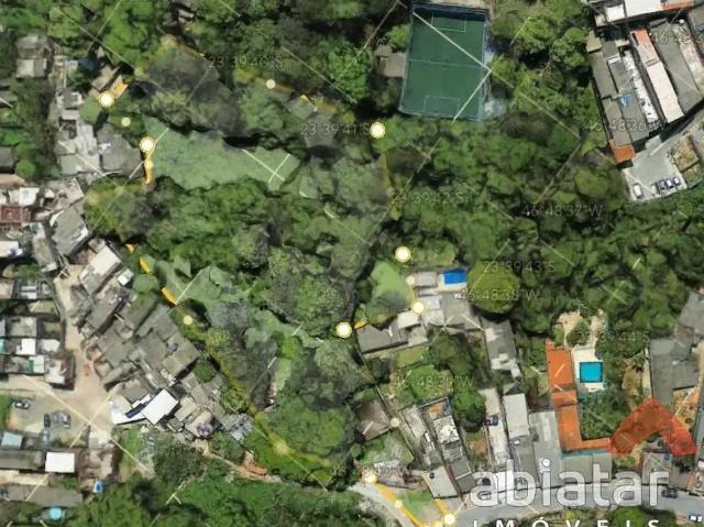 Terreno / Lote para Venda em Embu das Artes/SP Jardim São Marcos 4 Quartos