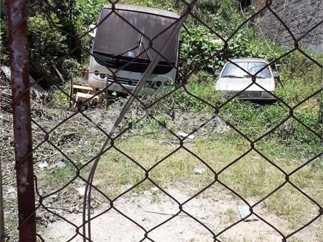 Terreno / Lote para Venda em Embu das Artes/SP Jardim Santo Eduardo