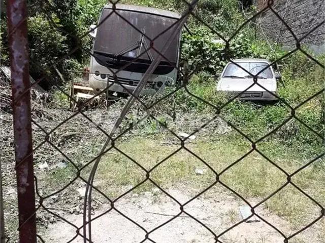 Terreno / Lote para Venda em Embu das Artes/SP Jardim Santo Eduardo