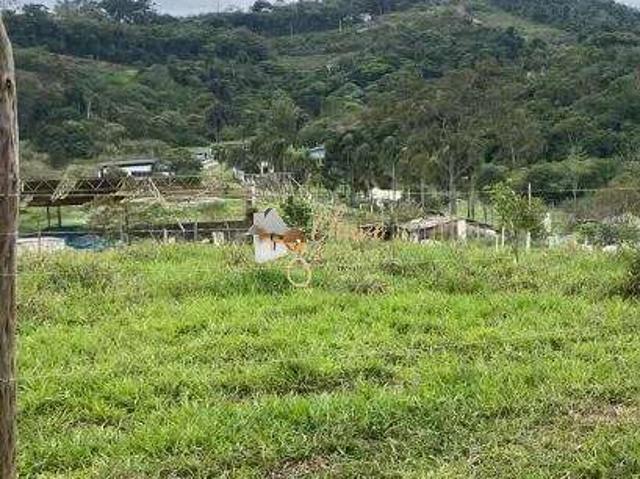 Terreno / Lote para Venda em Embu Guaçu/SP Itarare