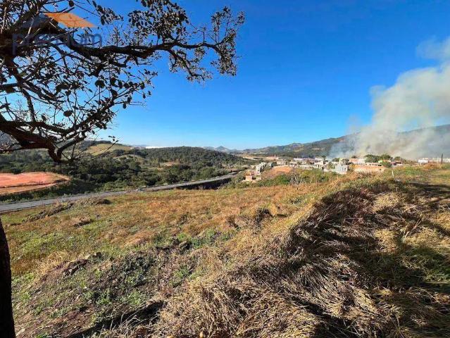 Terreno / Lote para Venda em Extrema/MG Pessegueiros