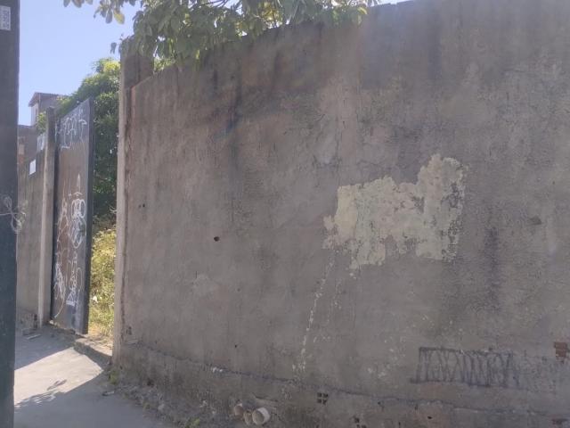 Terreno / Lote para Venda em Fortaleza/CE Barroso