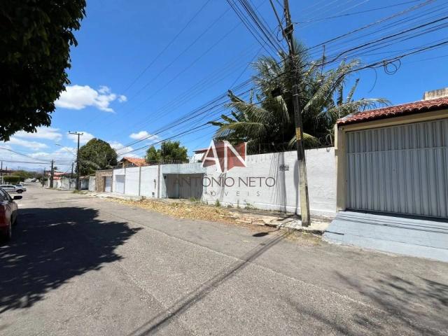 Terreno / Lote para Venda em Fortaleza/CE Cidade dos Funcionários
