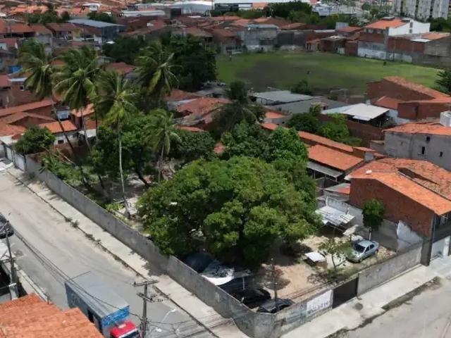 Terreno / Lote para Venda em Fortaleza/CE Cidade dos Funcionários