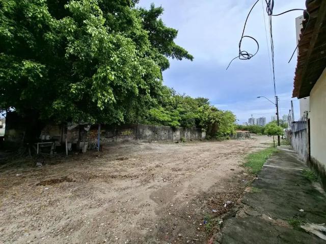 Terreno / Lote para Venda em Fortaleza/CE Engenheiro Luciano Cavalcante