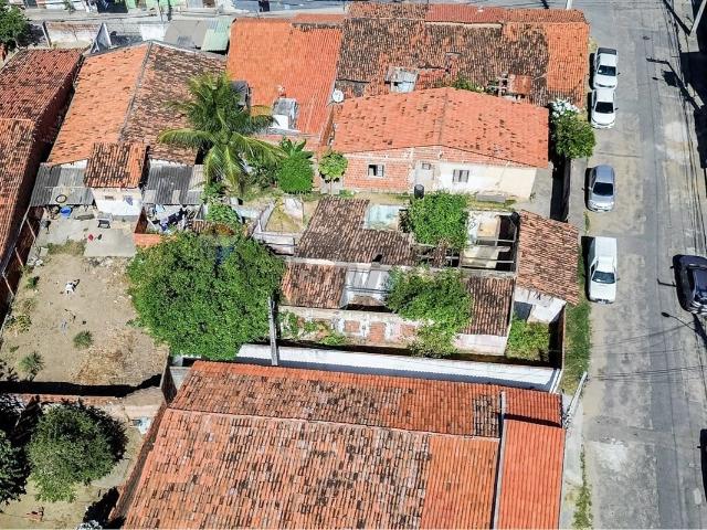 Terreno / Lote para Venda em Fortaleza/CE Itaperi