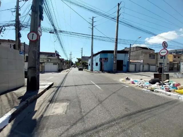 Terreno / Lote para Venda em Fortaleza/CE Jacarecanga