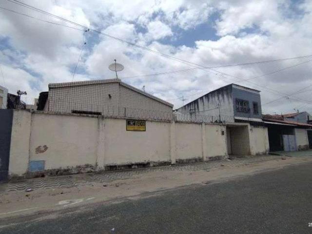 Terreno / Lote para Venda em Fortaleza/CE Parquelândia