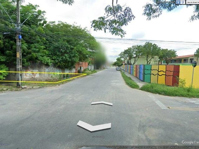 Terreno / Lote para Venda em Fortaleza/CE Passaré