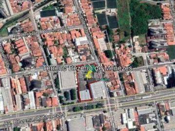 Terreno / Lote para Venda em Fortaleza/CE São Gerardo