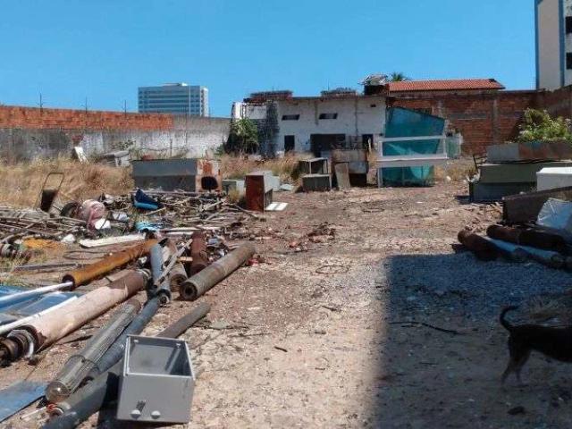 Terreno / Lote para Venda em Fortaleza/CE São Gerardo