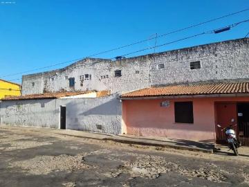 Terreno / Lote para Venda em Fortaleza/CE São Gerardo