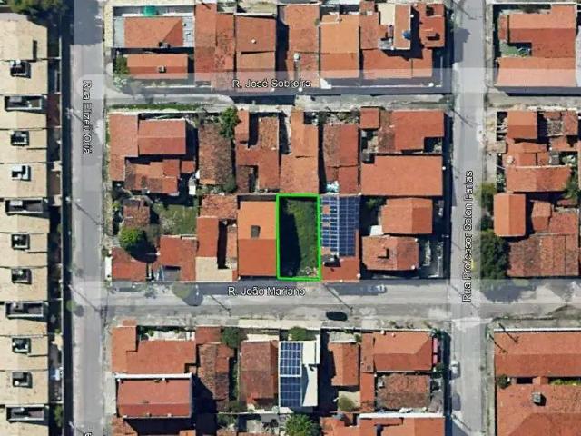 Terreno / Lote para Venda em Fortaleza/CE Sapiranga