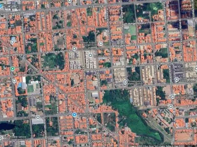 Terreno / Lote para Venda em Fortaleza/CE Sapiranga