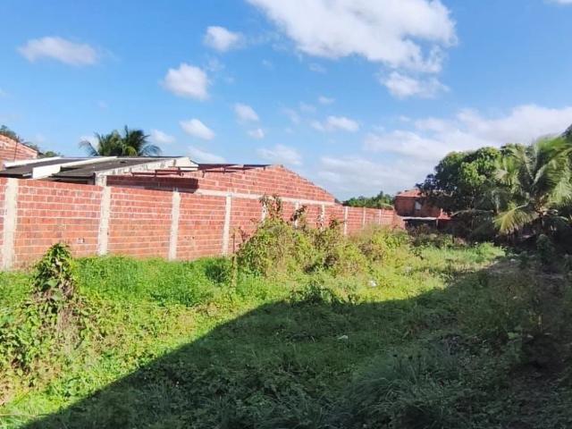 Terreno / Lote para Venda em Fortaleza/CE Siqueira
