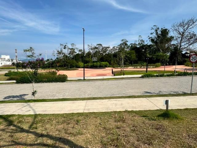 Terreno / Lote para Venda em Florianópolis/SC Campeche