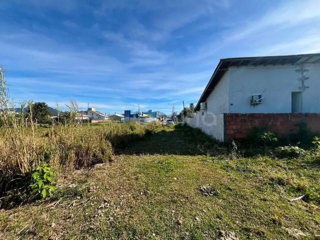 Terreno / Lote para Venda em Florianópolis/SC Carianos
