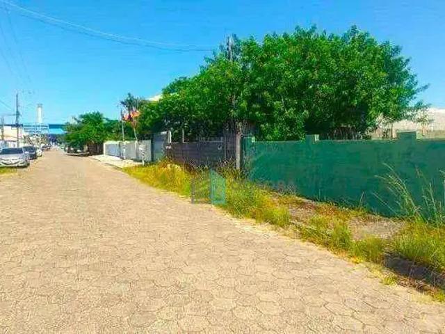 Terreno / Lote para Venda em Florianópolis/SC Carianos