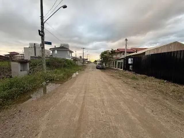 Terreno / Lote para Venda em Florianópolis/SC Carianos