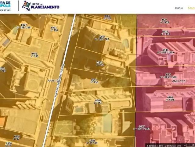 Terreno / Lote para Venda em Florianópolis/SC Centro