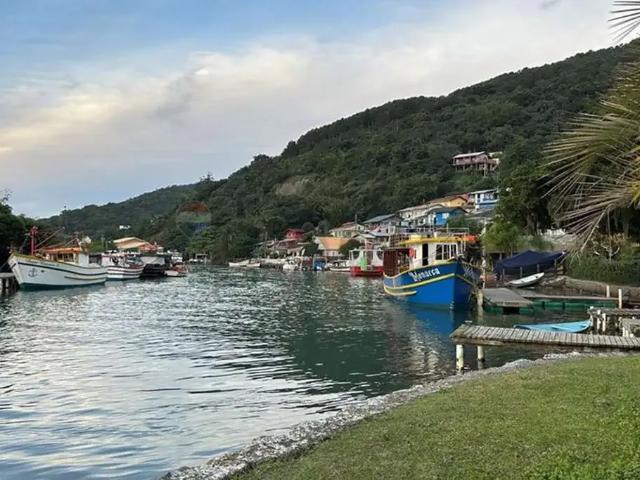 Terreno / Lote para Venda em Florianópolis/SC Barra da Lagoa 1 Quartos