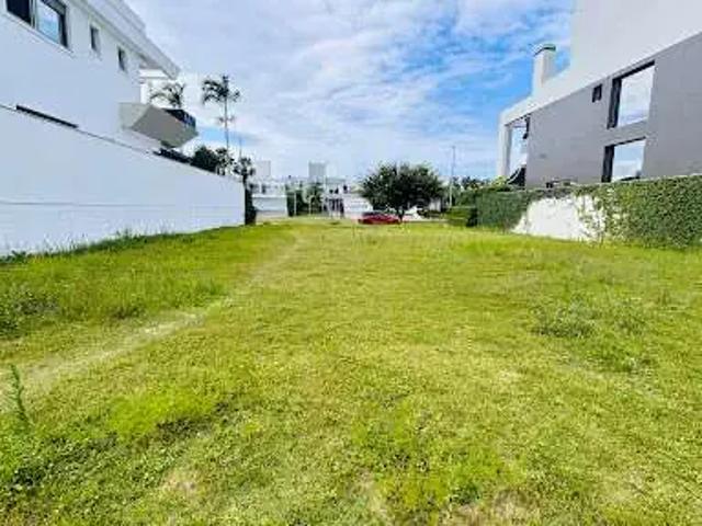 Terreno / Lote para Venda em Florianópolis/SC Jurerê Internacional