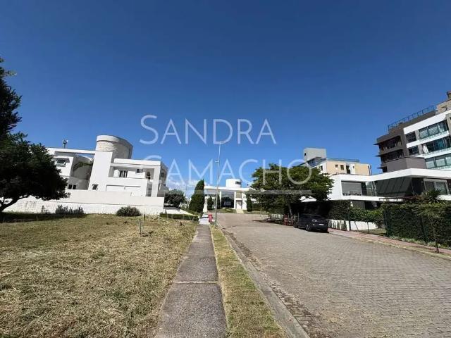 Terreno / Lote para Venda em Florianópolis/SC Jurerê Internacional