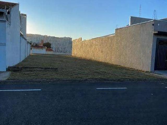 Terreno / Lote para Venda em Franca/SP Jardim Barão