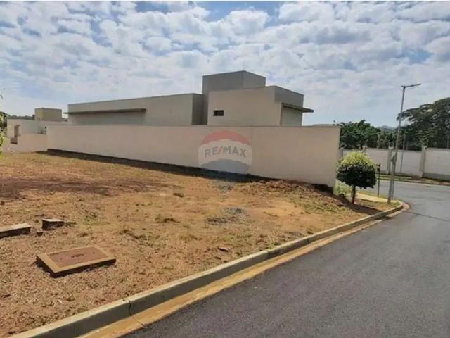 Terreno / Lote para Venda em Franca/SP Jardim Piratininga