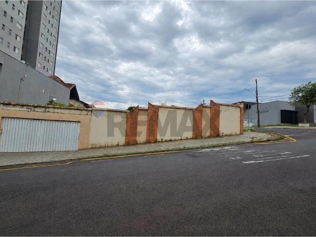 Terreno / Lote para Venda em Franca/SP São José