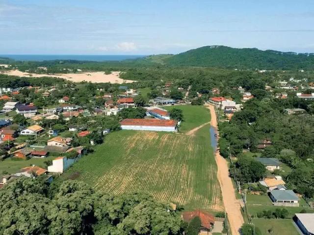 Terreno / Lote para Venda em Garopaba/SC Grama