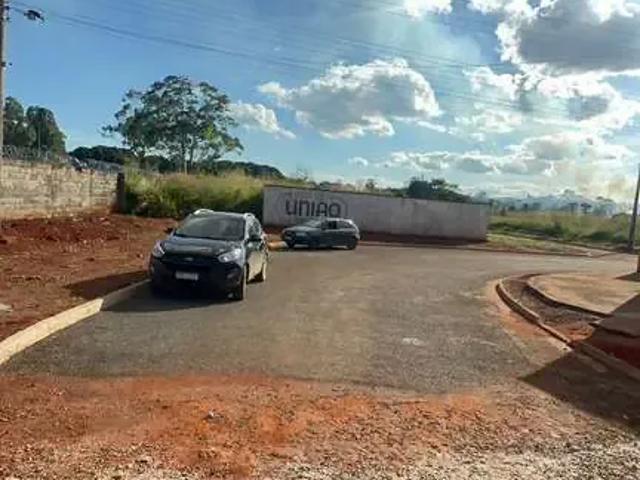 Terreno / Lote para Venda em Goiânia/GO Condomínio União
