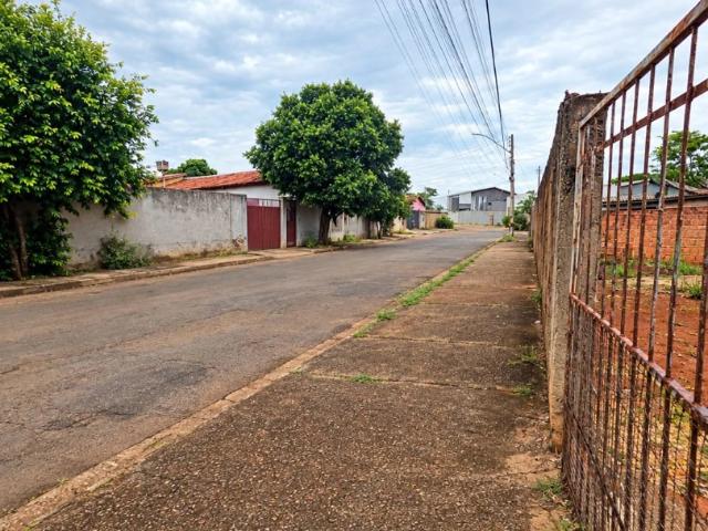 Terreno / Lote para Venda em Goiânia/GO Granja Cruzeiro do Sul