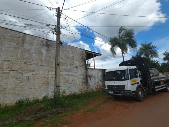 Terreno / Lote para Venda em Goiânia/GO Santa Genoveva