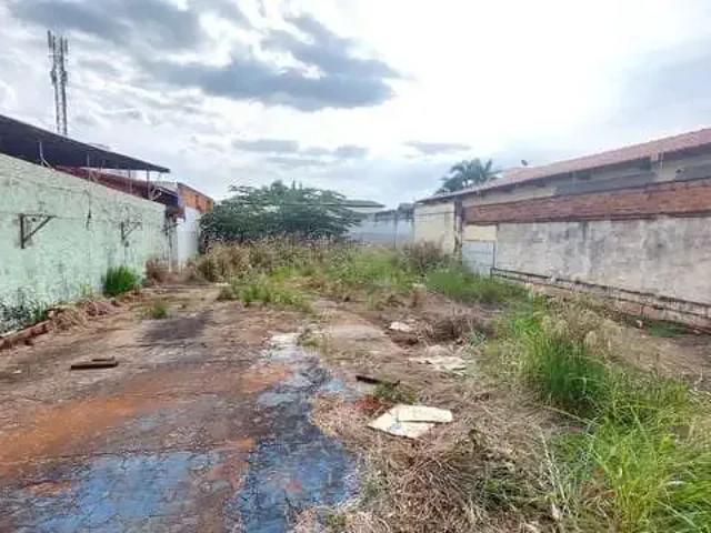 Terreno / Lote para Venda em Goiânia/GO Setor Leste Vila Nova