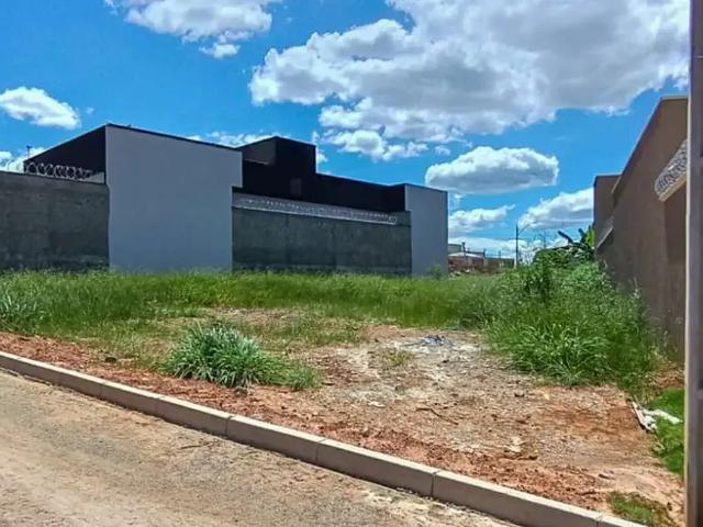 Terreno / Lote para Venda em Goiânia/GO Setor Três Marias