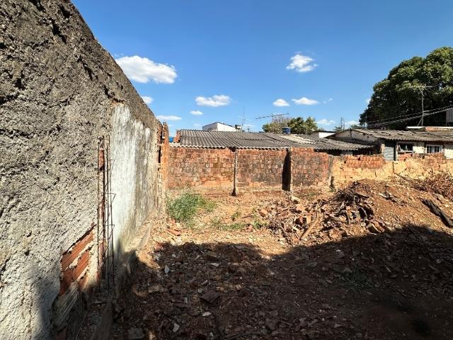Terreno / Lote para Venda em Goiânia/GO Setor Urias Magalhães