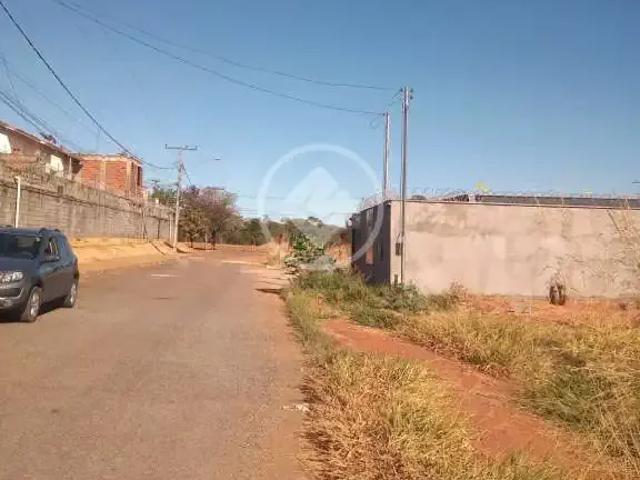 Terreno / Lote para Venda em Goiânia/GO Residencial Flórida