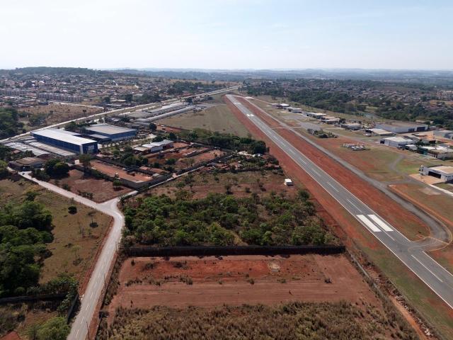 Terreno / Lote para Venda em Goiânia/GO Residencial Jardim Helou